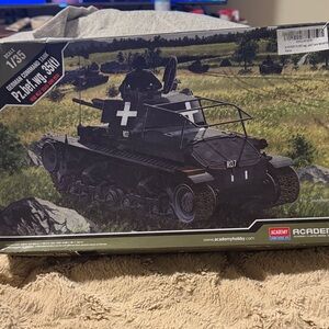 Academy German Tank Model Kit - Black